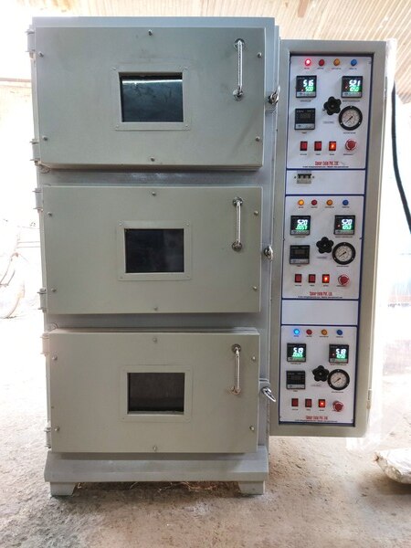 Three Layer vacuum oven is specially designed for vacuum drying of lithium battery. This 3 layer vacuum oven is one of the prime equipment used in production of lithium ion Battery, The Working Size, temperature, degree of vacuum, can be customised as per the requirement of the lithium battery industry.This vacuum oven is equipped with manual vacuum and temperature control, it is mainly used for Lithium battery materials and electrode sheet vacuum baking.