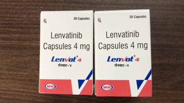 Lenvat 4 Capsule is an oral receptor tyrosine kinase inhibitor used in the treatment of thyroid cancer