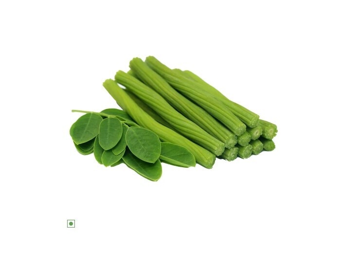 FRESH DRUMSTICCK / MORINGA (शेवगा ) MAVAL AGRO FARM PRODUCT