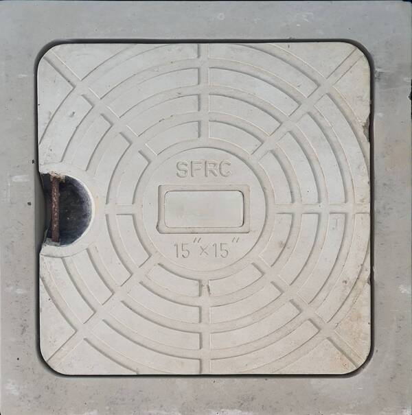 SFRC Heavy Duty Manhole Cover