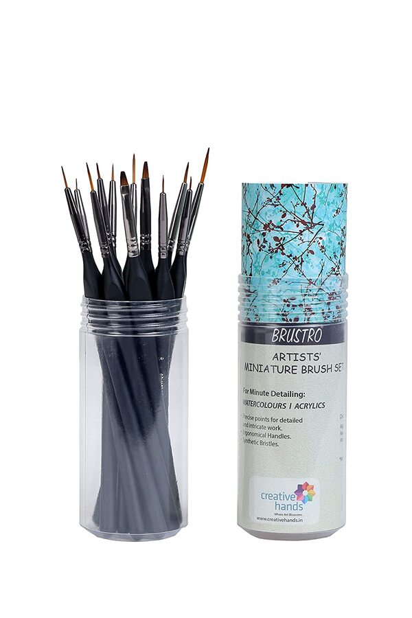 Precise points for detailed and intricate work.Ergonomical handles.Synthetic bristles.Detailing brushes include: Riggers: 1, 0, 2/0, 3/0, 4/0 Rounds: 1, 0, 2/0, 3/0, 4/0 Flats: 1,0.Includes a free brush holder