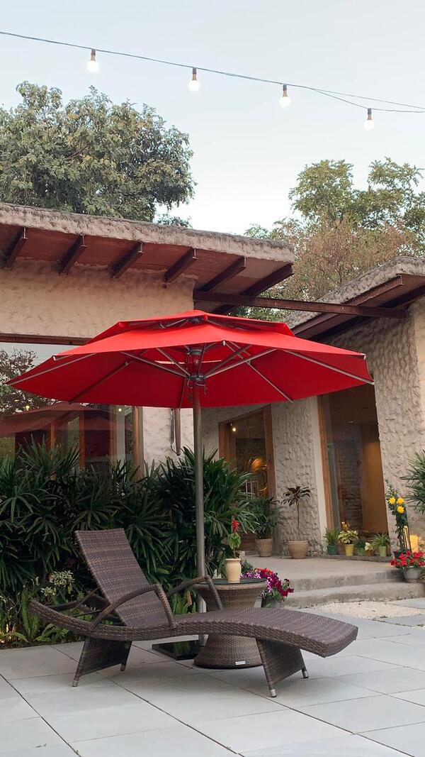 Center Pole Umbrella