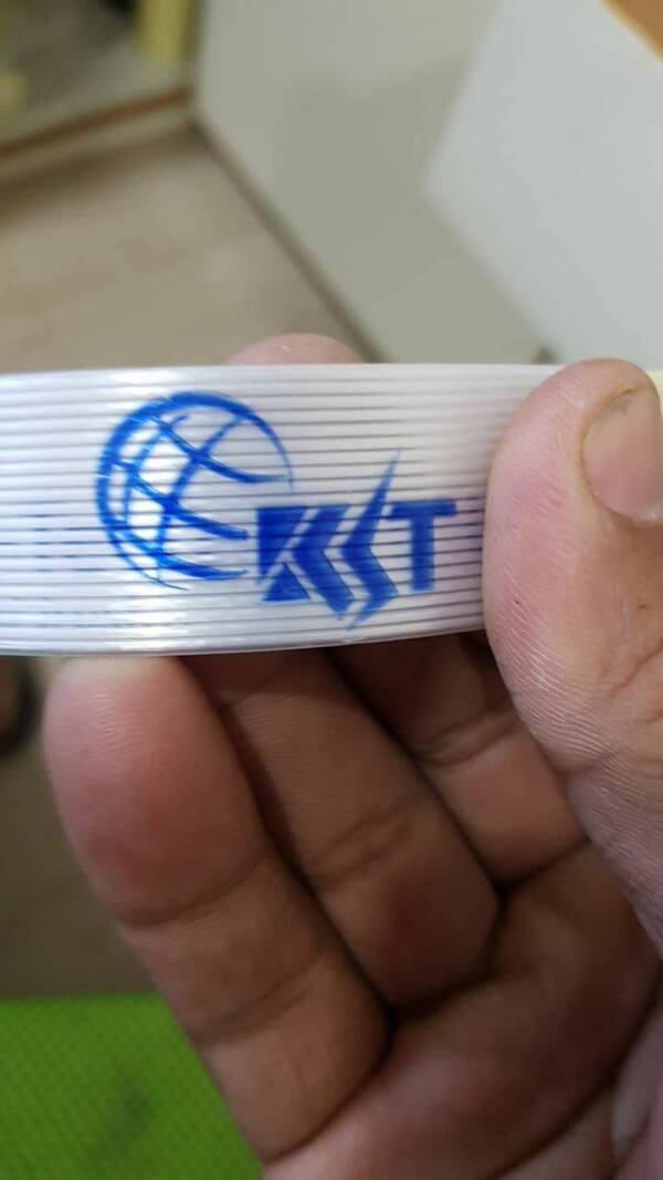 For packing of heavy articles. 