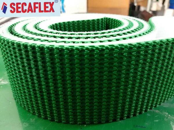 PVC Green Rough top Conveyor belt for Packaging and Corrugated Industries, Telescopic Inclind Conveyor Belts.