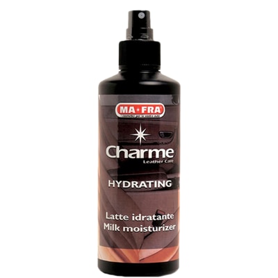 Available in 150ml. Anti-ageing moisturizing product, it contains natural emulsifiers which are indispensable for preserving the natural balance of leather. It is a premium formula that provides a simple, but highly effective one step solution to clean your leather seats. Easily wipes away contaminants along with nourishing them. Preserves the leather's strength, durability and appearance.