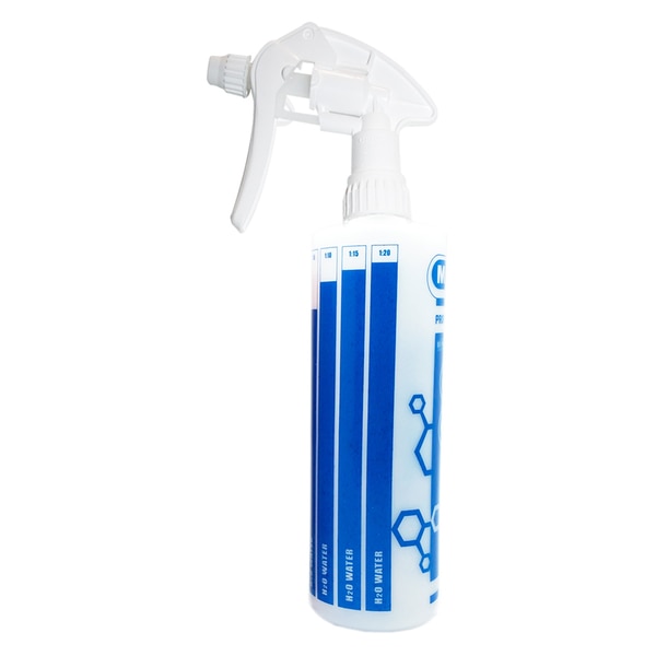 These professional bottles for car care chemicals are spill proof and easy to pour. Not only are these bottles leak-proof, but are also extremely durable. These reusable bottles come with professional printing on it, giving it a vibrant edge over other bottles. Ergonomically designed, these lightweight and compact bottles are very useful for your car care need.