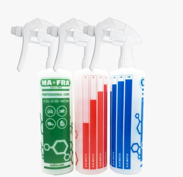 These professional bottles for car care chemicals are spill proof and easy to pour. Not only are these bottles leak-proof, but are also extremely durable. These reusable bottles come with professional printing on it, giving it a vibrant edge over other bottles. Ergonomically designed, these lightweight and compact bottles are very useful for your car care need.