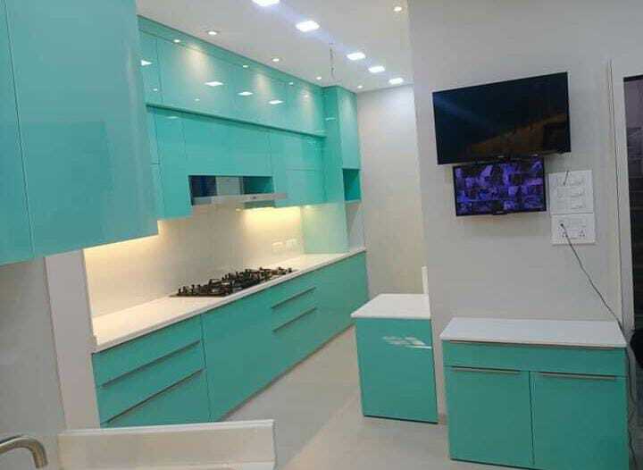 What is acrylic? Simply put, acrylic is a non-toxic finish that gives a perfectly smooth texture and a high-gloss appearance to kitchen cabinets. This high-quality synthetic material comes with a perfect mirror-like finish that's shatter-resistant, and also does not chip or crack easily.