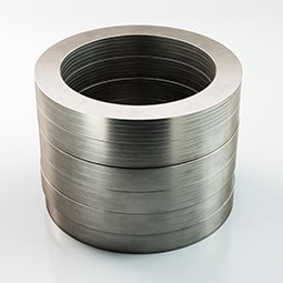 With immense industry experience, we are engaged in providing a qualitative range of Graphite Ring Gasket. The offered ring gasket generally has very good heat resistant properties. This Graphite Ring Gasket is also good for use in applications that put it into contact with water, natural gas or petrol. Our offered gasket is used in air compressors, diesel engines, pipelines, and many other general industrial and marine environments. Graphite Ring Gasket can also be graphite coated for non-stick and steam resistance.