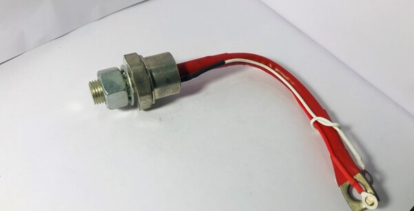 51 RIA 160  SCR PHASE CONTROL ( STUD TYPE ) ( 51 Amp - 1600 V )  with Tail ( 1/4 - 28 UNF Thread )