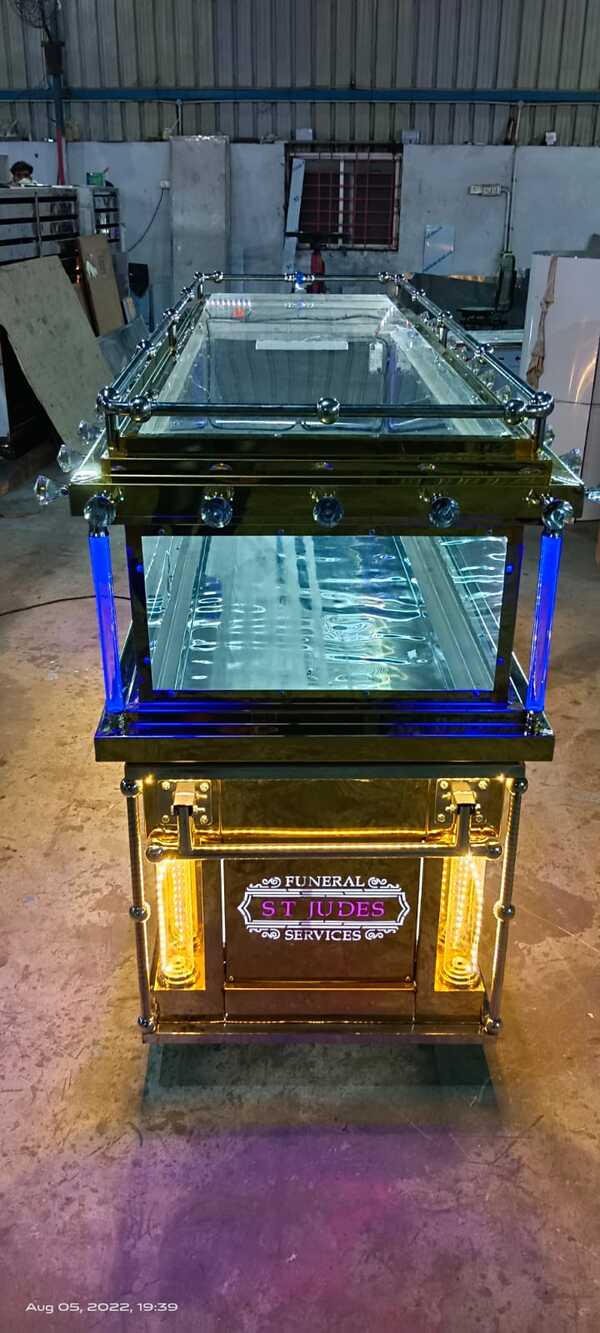 Gold Grand VIP Laser Cutting Single Dead Body Freezer Model