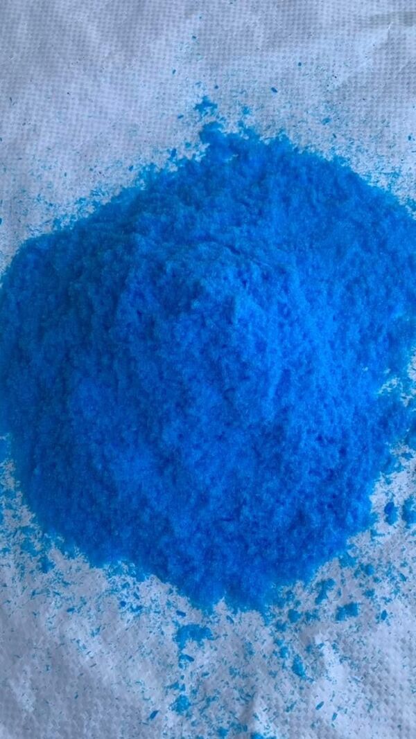 Copper Sulphate is used for extracting the other copper, is also used as a textile mordant, agricultural pesticides, fungicides, and for water treatment. As a mordant for cotton and silk; used to produce green and blue pigment; used as insecticide, bactericide for water, antiseptics for wood, catalyst for tonnage, electro copper, battery. carving and so on ; used in mining industry and as raw materials of other chemicals.