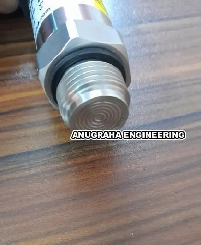 Usage/Application	Dosing Systems Pharmaceuticals Food Processing Biotechnology and filtration industries Breweries, diModel Name/Number	PT14Brand	MASSAccuracy	0.25% & 0.5%Operating Range	0 ... 0.1 bar up to 0 ... 250 bar & kg/cm2Country of Origin	Made in IndiaFlush Diaphragm Transmitter,Accuracy: 0.25%, 0.5%,Range: 0 ... 0.1 bar up to 0 ... 250 bar & kg/cm2;Output supply: mA (2 wires), VDC (3 wires)Protection: IP65, IP67; M1 & M12 connector. 