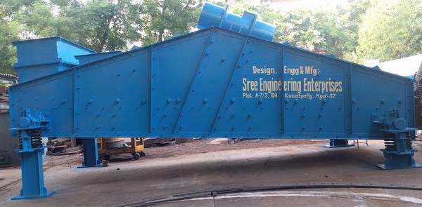 Linear motion vibro screens