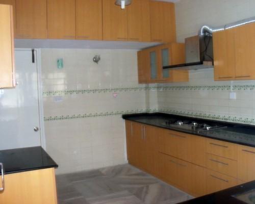 loft unit in kitchen by paras kitchen Nashik
