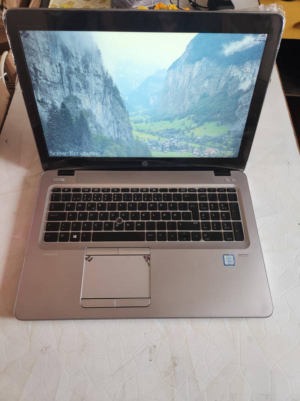 *HP ELITEBOOK 850 G3*Core i5-6th gen8 gb ram ddr4256 m.2 ssd 15.6