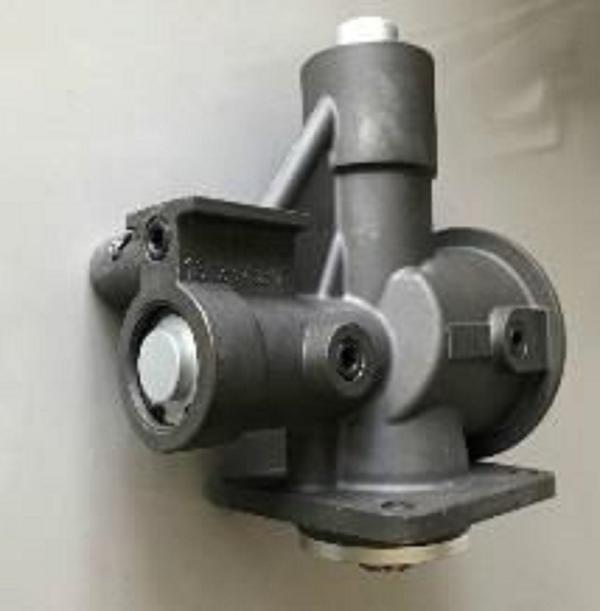 Chicago Pneumatic CPB 25 Screw Type Air Compressor Unloader valve assembly -1622878682 -Rs. 9500/- Repair kit -2901000201 - Rs. 2500