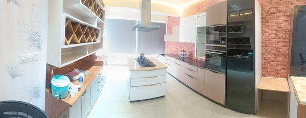 Premium 2mm,4mm Polyglass Shutter to give great look to the Kitchen with Hafele Built in Appliances, Premium hardware and accessories 