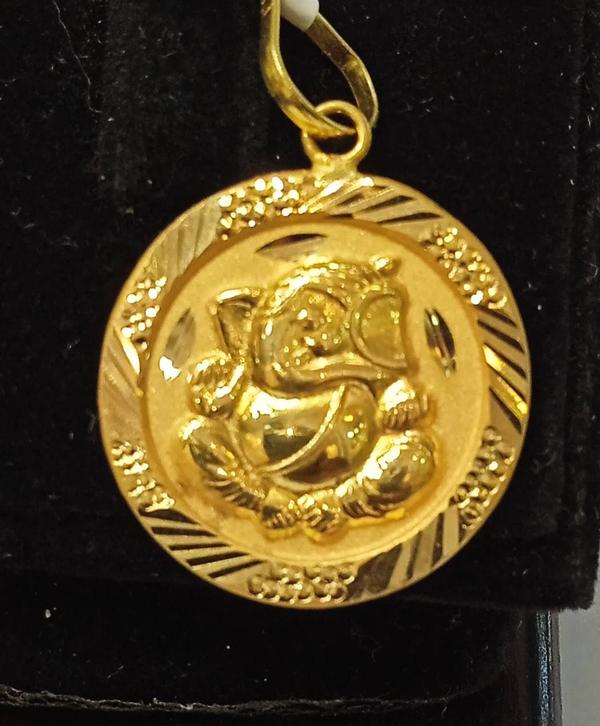 18ct Gold Ganpati pendent