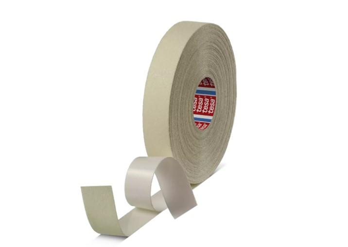 The application area for tesa® Anti Slip Professional range is everywhere safe footing is required. Anti Slip fluorescent is theideal protection to prevent from skidding and therefore helps to avoid accidents in the job related. Very good adhesion of theproduct is suitable for demanding surfaces such as factory floors, industry areas etc. The strong and durable adhesive coatingsecures a high Anti Slip effect of up to 1- 2 years in normal use areas. The Anti Slip tapes are hand tearable and no shrinkageoccurs after application. The phosphorescent tape 60953 creates safe footing in shaded, or even totally dark surroundings /rooms.Main ApplicationEverywhere safe footing is required.▪ Hand tearability▪ Suitable for die cutting yes▪ Resistance to chemicals▪ Salt water resistant▪ Fluorescent yesEvaluation across relevant tesa® assortment: very good good medium low