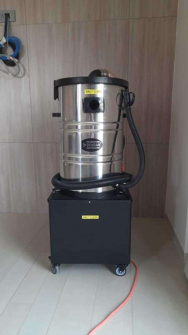 Industrial Vacuum Cleaner that presented by us is engineered for meeting various cleaning requirements of the clients. Owing to its high efficiency, accurate performance, and easy operations, this kind of cleaner is highly demanded and appreciated across the market. Portable, low maintenance and durable, it is most commonly used in hospitals, hotels, restaurants, banquet halls, bungalows and so on. In addition to this, clients can avail the Industrial Vacuum Cleaner in different models, sizes, capacities and powers at moderate prices.Specifications:Brand	SaakarPower	2200 WattVoltage	230VWeight	100.8 KgAir Flow	89 l/sNoise Level	74dB(A)Vacuum	2260 mm H2OFrequency	50 HzFilter Area	1.5m2MODEL	DMV 50 1-22 SMDimension	L x B x H (cm) 70 x 90 x 151Standard Accessory	Double Hepa filtersTank	50 lts