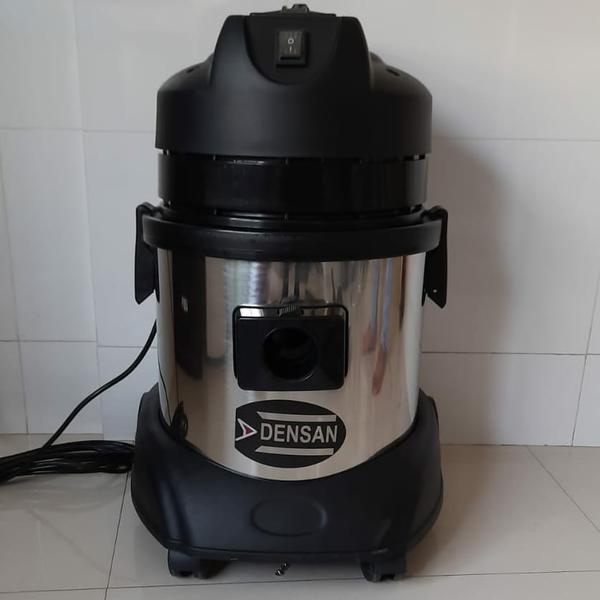 Industrial Vacuum Cleaner that presented by us is engineered for meeting various cleaning requirements of the clients. Owing to its high efficiency, accurate performance, and easy operations, this kind of cleaner is highly demanded and appreciated across the market. Portable, low maintenance and durable, it is most commonly used in hospitals, hotels, restaurants, banquet halls, bungalows and so on. In addition to this, clients can avail the Industrial Vacuum Cleaner in different models, sizes, capacities and powers at moderate prices.Specifications:Brand DensanPower 1000 WattVoltage 230VWeight 15 KgAir Flow 54 l/sNoise Level 73dB(A)Frequency 50 HzFilter Area 1.0m2MODEL DN15Dimension L x B x H (mm) 450 x 450 x 500Standard Accessory Double Hepa filtersTank 15 Lt