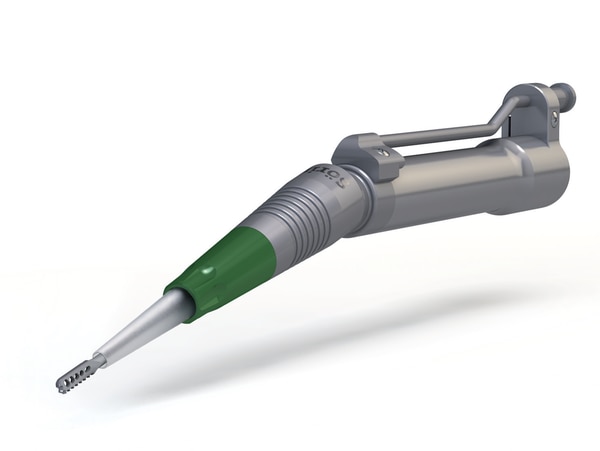 The bone instrument with its slim knife sonotrode ensures minimal bone loss and straight cutting edges on vitalbone. Thanks to the ultrasonic oscillations, the sonotrode tip vibrates longitudinally 35,000 times per second.Cutting is so precise and fine that bone can be removed even in proximity to extremely delicate structures.The bone is no longer ground before removal, but can be removed in pieces. Osteophytes causing problemscan be resected and the bone material can be used for other purposes.