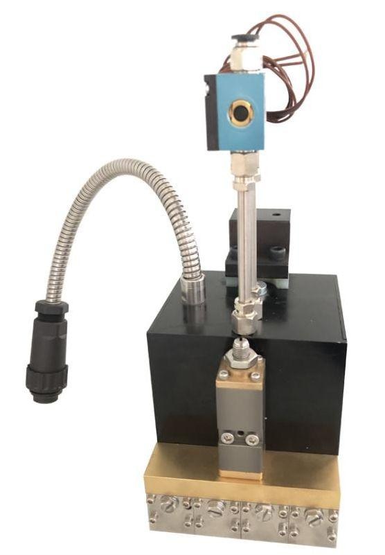 Hot Melt Spray Applicator, Hot Melt Spray DieThe hot melt spray application is used in Hygiene Disposable Industries, Foam lamination and cloth, Sanitary Napkin, Medical Under Pads, Baby Diaper, Incontinence products; Frontal Tape, Positioning, Easy Packing, Back sheet lamination, Elastic Waistband.This Glue Gun is designed to switch on/off by solenoid valve and air pneumatic system. The spray is controlled by mixing hot air flow. This is a Fibre Spray Gun which can be used with various diameters, angles and widths. Air flow Pre-heating is designed to avoid the low temperature effect on glue.To see the Machine in running click : https://youtu.be/67Pvd6YX86w