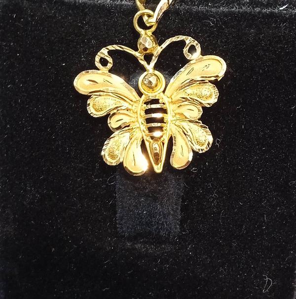 916 Hm Gold Butterfly Pendent