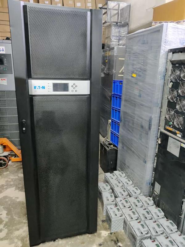 Eaton 93e 200 kva used online ups in very good conditions very less used on data center. All ups are working on server load.