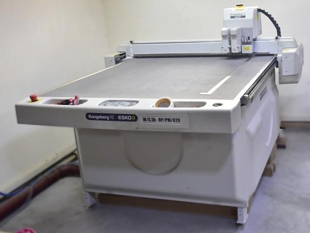 Pre-Press stage is the preliminary stage of printing. This stage emphasizes on planning and designing of the output. We also use a high end sample making machine to provide trial pieces to the clients. These pre-press equipments ensure that there is intensive planning which can eliminate unnecessary wastes in the production process. Employment of thermal CTP ensures best printing results without any dot loss.