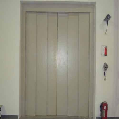 Material	MetalUsage/Application	ResidentialBrand	SrinathOpening Style	Center openingHeight	6 - 8 feetOpen Style	SlidingAutomatic Grade	AutomaticApplication	Showroom,Shop,OfficeWe manufacture Automatic Sliding Door with sliding panels to assist easily opening & closing of the door. This unique sliding pattern feature has tremendously increased Auto Sliding door demand in the market. These are easy to install in the room of your house or office chambers. They make your interiors look decent.