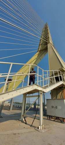 Capacity	1-2 tonUsage/Application	IndustrialBrand	srinathStructure	Mild SteelMaterial	Stainless SteelWarranty	12 MonthsDoor Style	AutomaticWe present a special range of Automatic Glass Liftspecially designed for light loads.Features:DurableHigh performanceSmooth and silent operationEasy to installReasonable PricesPrice range : 400000 to 30,00000 lakh approx