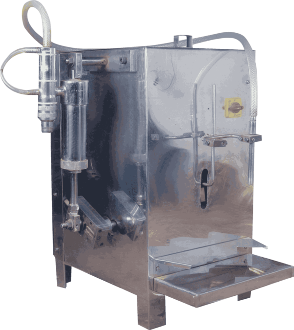 semi automatic piston based filling machine to fill various liquid like milk, Mineral Water , Butter milk, 2T oil, Coconut Oil, Mango Ras , / jar/Pouchfilling Range:- 5 to 15ml / 20 to 60ml / 40 to 100ml / 100 to 250ml / 200ml to 500ml / 500ml to 1000mlspeed:- as per filling quantity 
