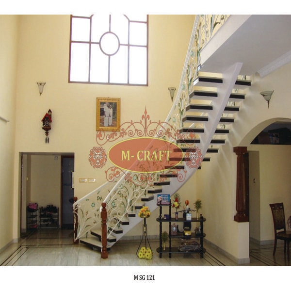 ORNAMENTAL STAIRCASE WITH MRF PU PAINT FINISHING