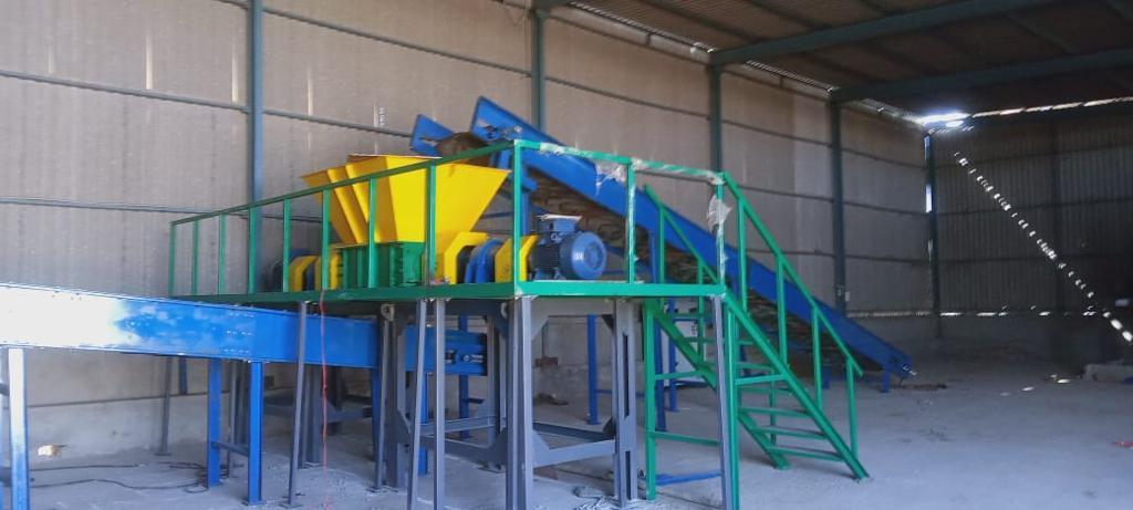 Double Shaft waste shredder machine