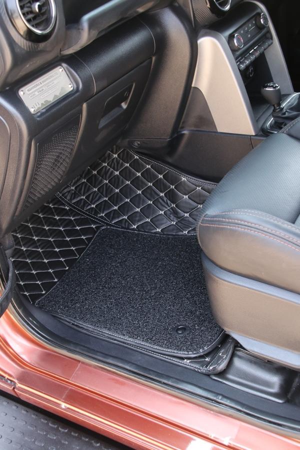 Good Quality leather rite & ThreadLock tich buttons available to remove the noodles MateEasy to clean the top of the mat