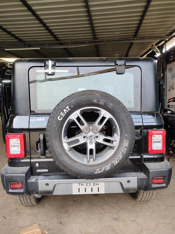 Heavy duty rear door shock absorber- No rattling and vibrations in the FRP Hard Top- Noice reduction (No engine noice and pollution Free)- Insulate outside temperature– Pu_ chemical Insulation- Air proof, Noice proof, Water proof- Soft corner edges.