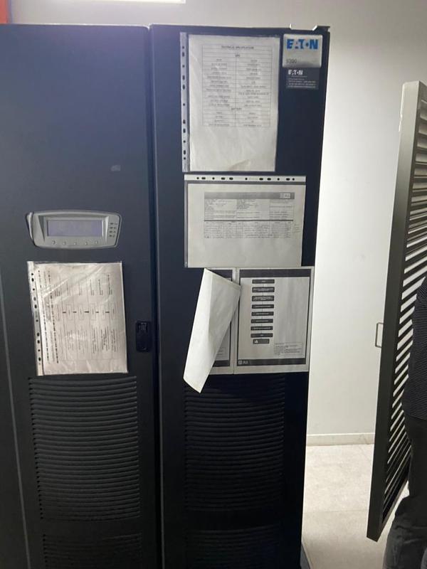 120KVA EATON 9390 REFURBISHED ONLINE UPS HARDLY USED IN DATA CENTER. ALL PARTS ARE IN ORIGINAL CONDITION & VERY GOOD CONDITIONS.