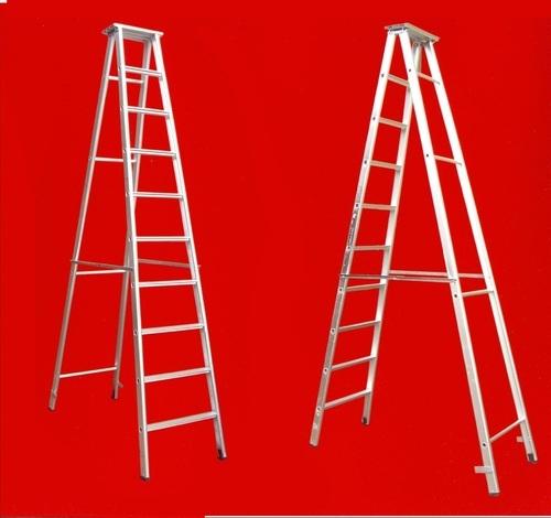 Aluminium Self Support Ladder aluminum self-support ladder is a type of ladder that is made of aluminum and is designed to be free-standing. This means that it does not need to be leaned against a wall or other support structure in order to be used.Aluminum is a popular material for ladders because it is lightweight, durable, and resistant to corrosion. Self-support ladders are designed with wide, stable bases that prevent tipping and provide a secure footing for the user. They often have adjustable legs that can be extended or retracted to ensure stability on uneven surfaces.Self-support ladders come in a range of sizes and configurations, from small step stools to large extension ladders. They are commonly used for tasks such as painting, cleaning gutters, and accessing high shelves or storage areas.Crafts India is a Leading Manufacturer and Supplier of Aluminium Self Support Ladder.Ladder Type-Self Supported LadderUsage/Application-Construction,Industrial,Home UseMaterial-AluminiumColor-SilverHeight-6 Feet to 20 FeetLoad Bearing Capacity-150 KgIs It Foldable ?- FoldableC Channel Thickness-66*31*2mm/2.5mm/3mm