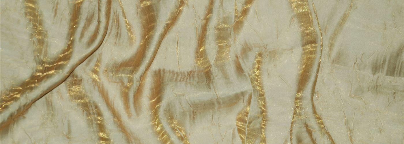 Product	         Champagne OnyxSlab Sizes	 CUTTER SLABS, GANGSAW SLABSCut Sizes	 30 cm X 30 cm, 30 cm X 60 cm, 60 cm X 60 cm, 60 cm X 120 cm & Customized Sizes also AvailableThickness	 20 mm, 30 mm, 40 mm, 50 mm, 60 mm, 70 mm AvailableFinishes	        Leather, Flamed, Brushed, Polished, Honed, LapatraApplications	Counter/Vanity Top, Flooring, Cladding, Marble Handicrafts, Swimming Pool Areas, Bathroom Walls & Floors, Fireplace Walls, External & Internal Aids In Construction