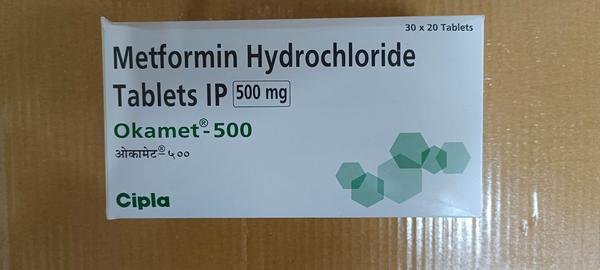 Okamet 500 Tablet is a medicine used to treat type 2 diabetes mellitus. It helps control blood sugar levels and thus prevent serious complications of diabetes. It is also used to treat a menstruation-related disorder known as Polycystic ovary syndrome (PCOS) in women.