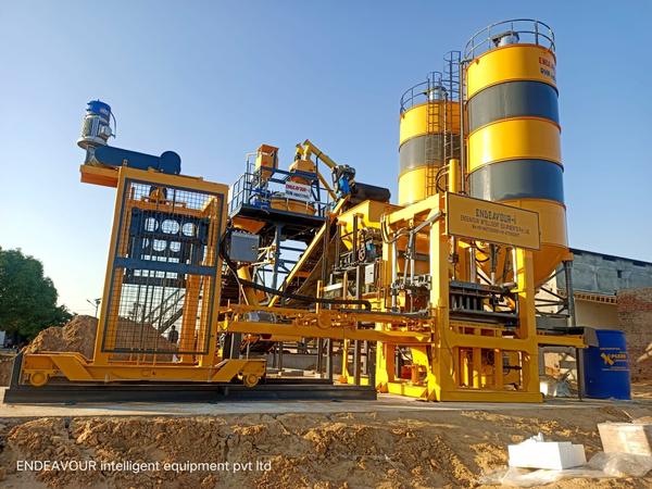 ENDEAVOUR-i offers Fully Automatic Concrete Retaining Wall Block Making Machine with Automatic Material Feeding System & Automatic Pallet Stacker.This Fully Automatic Set Up is Specially Designed to Produce Best Quality Concrete Retaining Wall Blocks. The Same Plant set up also may be configured to produce Ready Mix Concrete (RMC) as an Optional Facility.