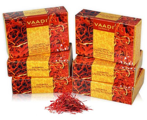 Enriched with multi-mineral-rich content of Saffron & goat Milk, this soap lightens and evens your skin tone, while cleansing away pore-deep impurities. It gently fades away pigmentation marks and blemishes; and grants you a fairer & flawless complexion!Ingredients : Saffron Extract (Crocus Sativus), Coconut Oil Derivative (Cocos Nucifera), Goat Milk (Caprae Lac), Palm Oil (Elaeis Guineensis), Patchouli Essential Oil (Pogostemon Cablin), Jojoba Oil (Simmondsia Chinensis), DM Water (Aqua)