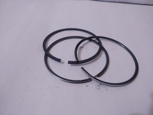  PISTON RINGS MAKE - GREAVES / MODEL - 4G11TAG3 / PART NO - FS310401 /  / PSC - S5 / PCC - BSO 18523 /LENGTH - 12.5 / WIDTH - 12.5 /  HEIGHT - 1.5 / WEIGHT - WITH BOX - 0.091 / WEIGHT WITHOUT BOX - 0.070