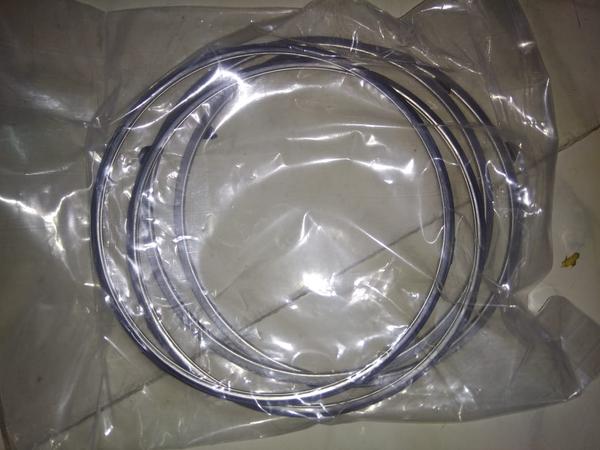  PISTON RINGS 
