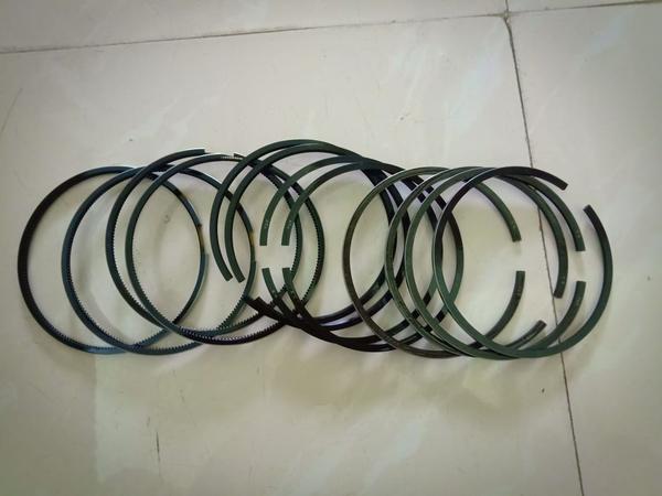 PISTON RINGS