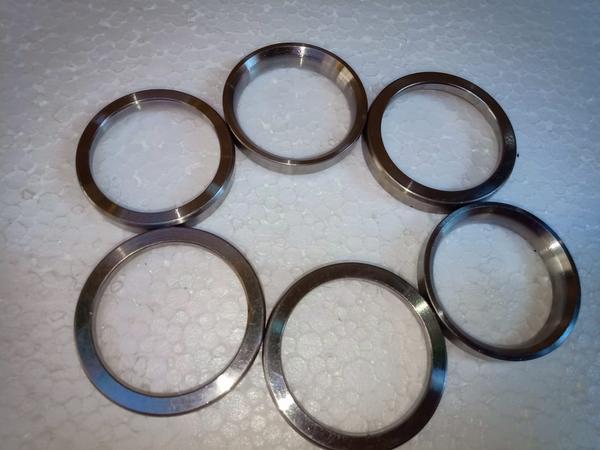  VALVE SEAT 