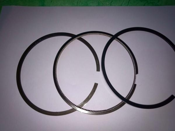 PISTON RINGS 