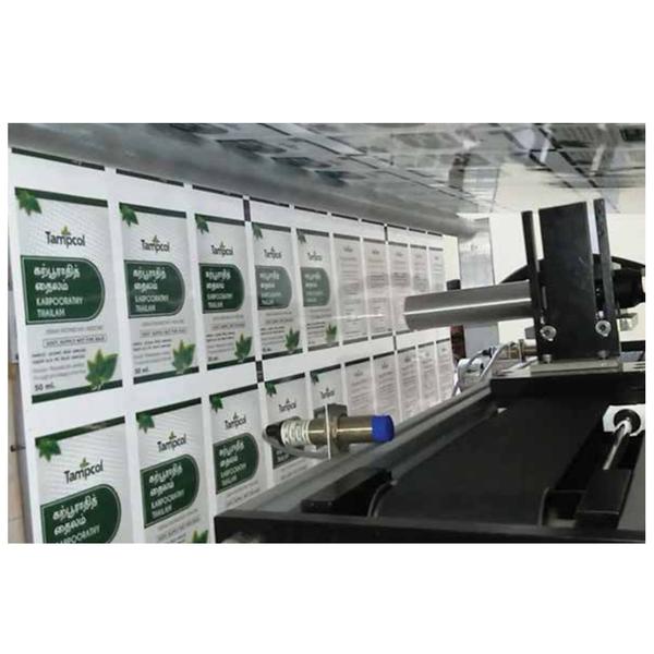 Our servo motor operated Traverse system is high speed and user friendly. we can offer customized solution for batch printing in multi track machine / multiple location printing on a single substrate, using precise control mechanism, in X axis, Y axis or in combination.